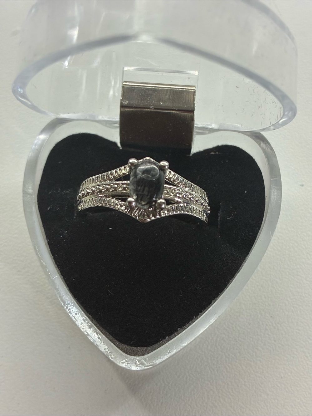Silver rutilated quartz oval Ring - Elegant Women's Jewelry
